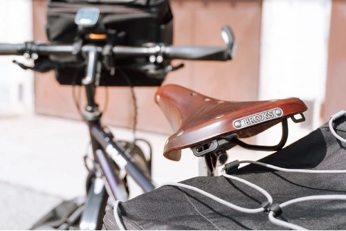 Potovalno kolo KHS Cross Crt in potovalne torbe