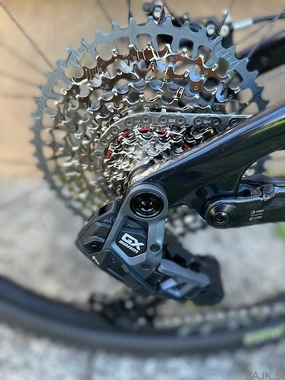 Specialized TURBO KENEVO SL 2 EXPERT 2024