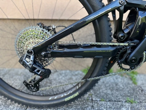 Specialized TURBO KENEVO SL 2 EXPERT 2024