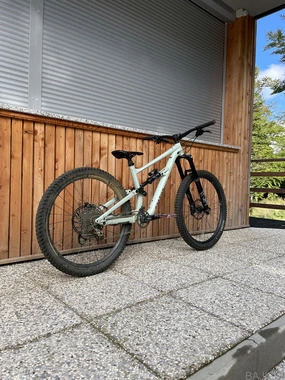 Specialized STATUS 160 vel. M