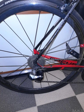 Focus Izalco Team MAX-SL, Dura ace