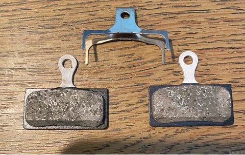 Shimano zavorne obloge G03A Resin