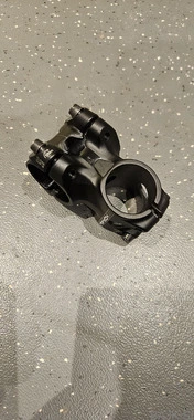 Nosilec krmila (fajfa) Koryak 31,8-40mm dolžina