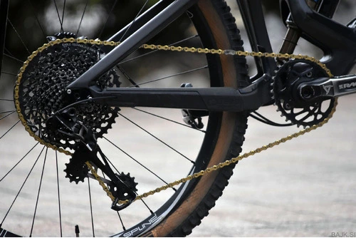 Mondraker Dune R Black Phantom Carbon Kashima L