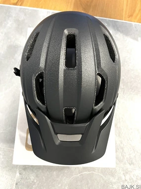 Giro Source (nova)