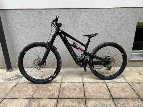 YT Decoy MX, velikost M