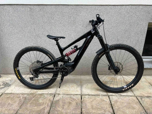 YT Decoy MX, velikost M