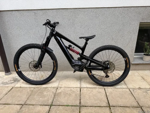 YT Decoy MX, velikost M