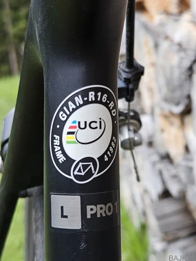 Giant TCR pro Advanced 1