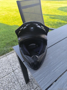 ČELADA Leatt dbx 5.0