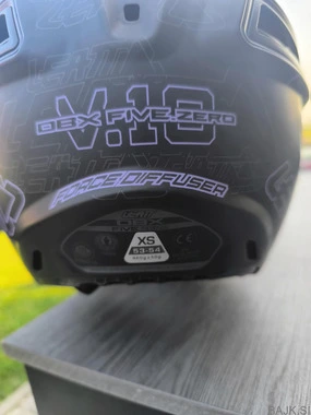 ČELADA Leatt dbx 5.0