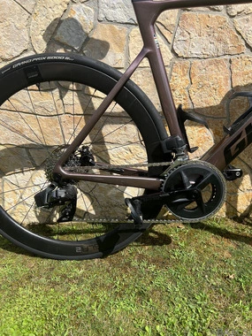 Cestno Kolo - GIANT