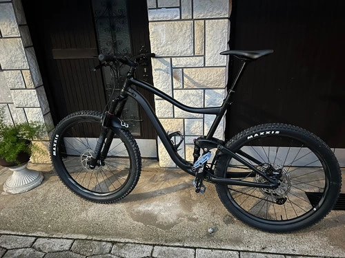 Giant trance xl 2021 black