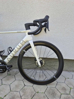 Aurum Magma Shimano Ultegra Di2 12s ENVE Foundation 45 Velikost M/54