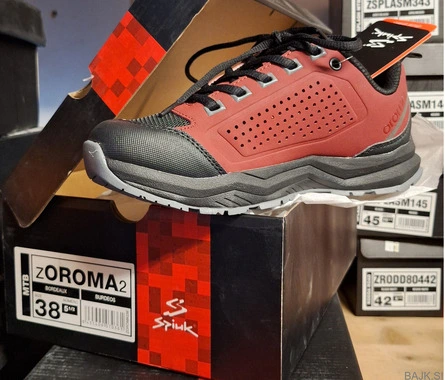 NOVI Flat ali clip čevlji spiuk -40%