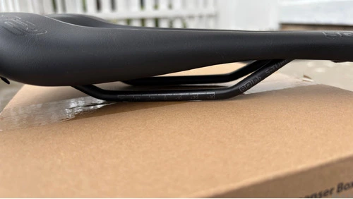 Sedež sqlab 612 142mm