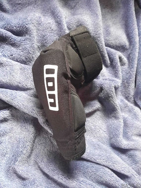 ION ščitniki za komolce