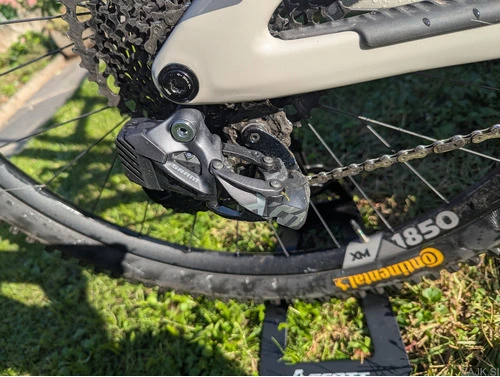 Bold LINKIN ULTIMATE 135 velikost L