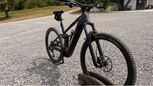 CUBE STEREO HYBRID 140 HPC RACE 750