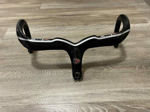 Karbonsko integrirano krmilo Cinelli, notranja napeljava, 42cm, kot novo