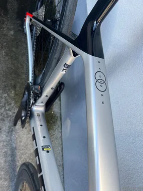 Trek Madone SLR Gen8