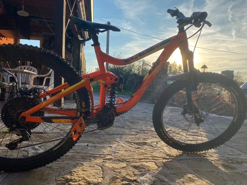 Giant reign enduro kolo