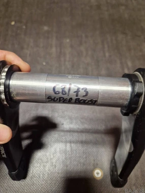 Race Face SixC gonilke 68/73 super boost