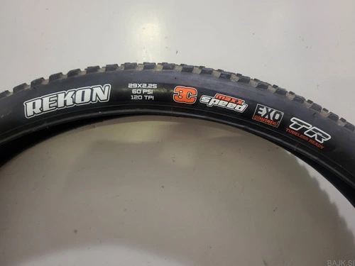 Maxxis rekon