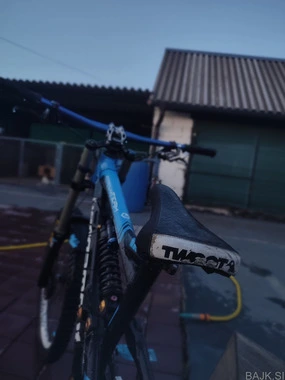 Prodajem dh HITNO!!!