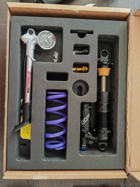 Nukeproof Mega 290 Al, vel. L, custom build + deli