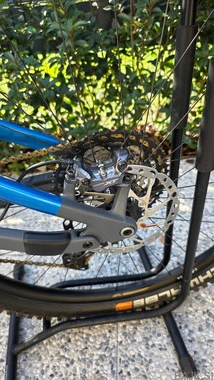 Cube carbon stereo one!!!!! Beri opis