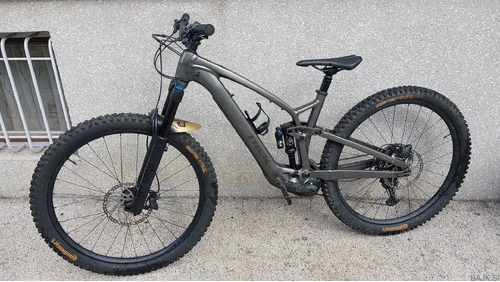 TREK FUEL EXE 8