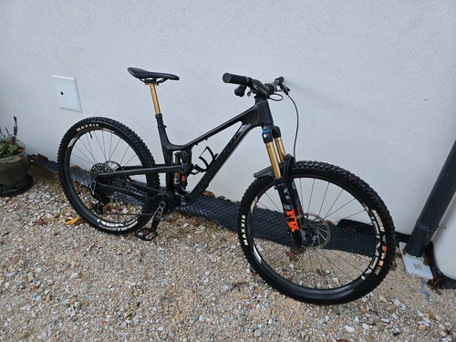 Propain Tyee CF6