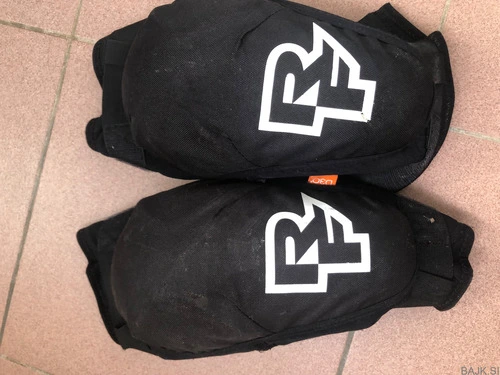 RaceFace Ambush knee