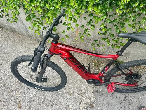 Prodam električno gorsko kolo Giant
