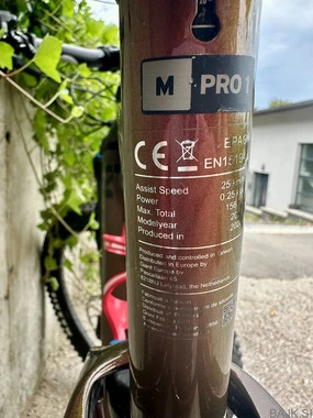 Prodam električno polnovzmeteno gorsko kolo Giant