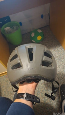 Prodam čelado Giro fixture 2