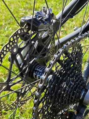 YT Capra 27 CF Pro Race, FOX KASHIMA, HOPE, XTR