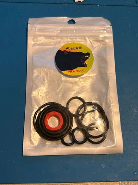 Damper overhaul seal kit za Marzocchi 55-TST2 vilicu