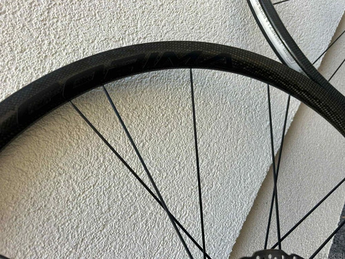 KARBONSKI OBROČI CORIMA 32mm, + DISKI, KOT NOVI, SHIMANO RAČNA