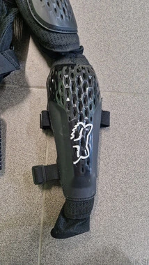 Fox Titan sport. Velikost M