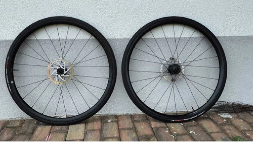 Gravel obroči Giant PX2