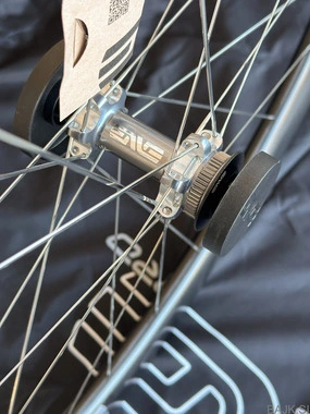 ENVE SES 4.5 Pro / novi