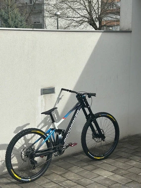 Mondraker summum r 2024