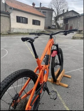 Trek slash 7