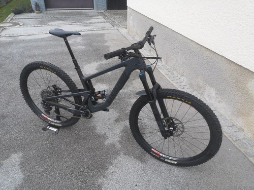 Santa Cruz megatower CC 2020