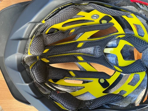 Troy Lee Design A2 čelada