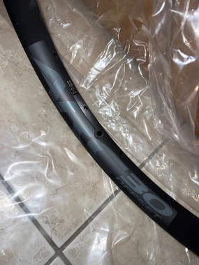 NOV OBROČ RACE FACE AR30