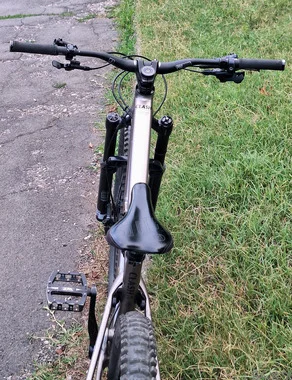 Commencal Clash 24