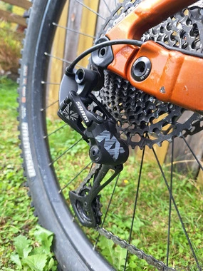 Scott Genius 930 KARBONSKI OKVIR, L velikost